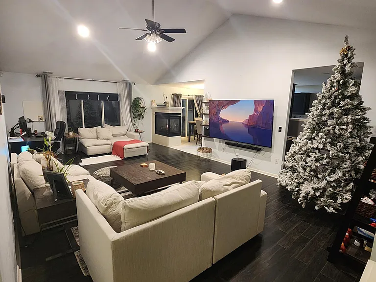 3528 Eagle Creek Dr #11 — Photo 4