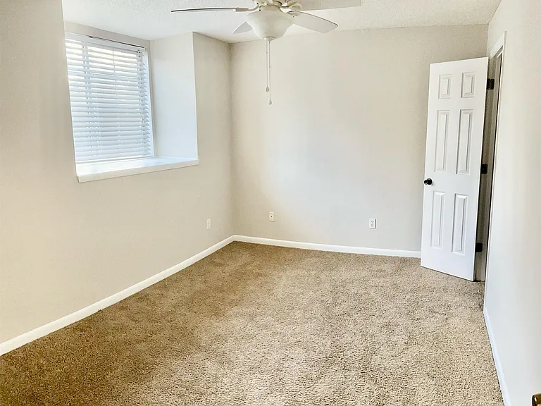 2946 Capital Park Dr — Photo 12