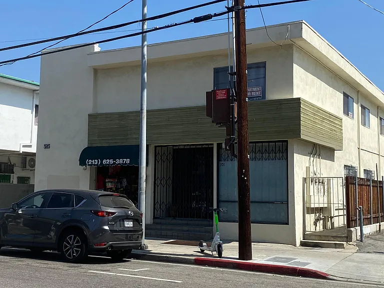 525 Alpine St — Photo 2
