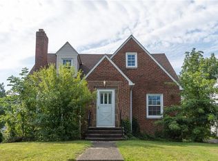 3222 Whitethorn Rd, Cleveland Heights, OH 44118