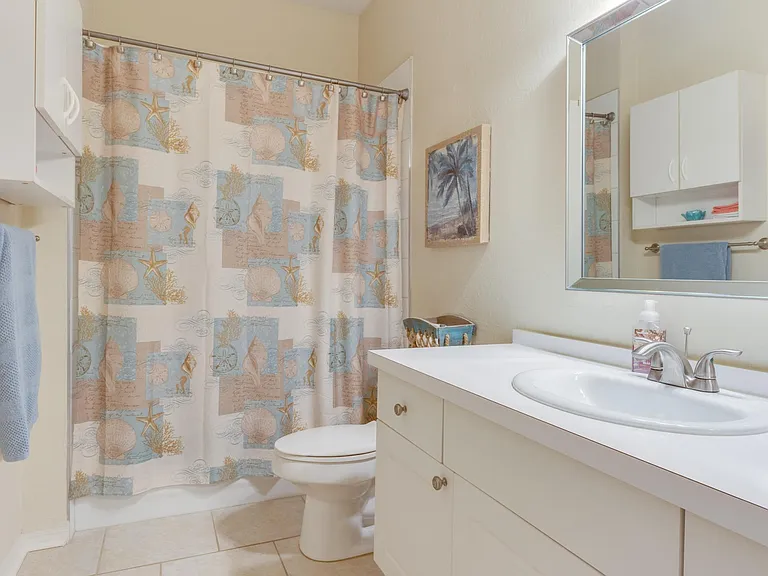 5122 Northridge Rd #108 — Photo 8