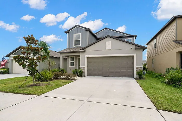 5 bed, 3.0 bath, 2389 sqft, $2,650 — Photo 2