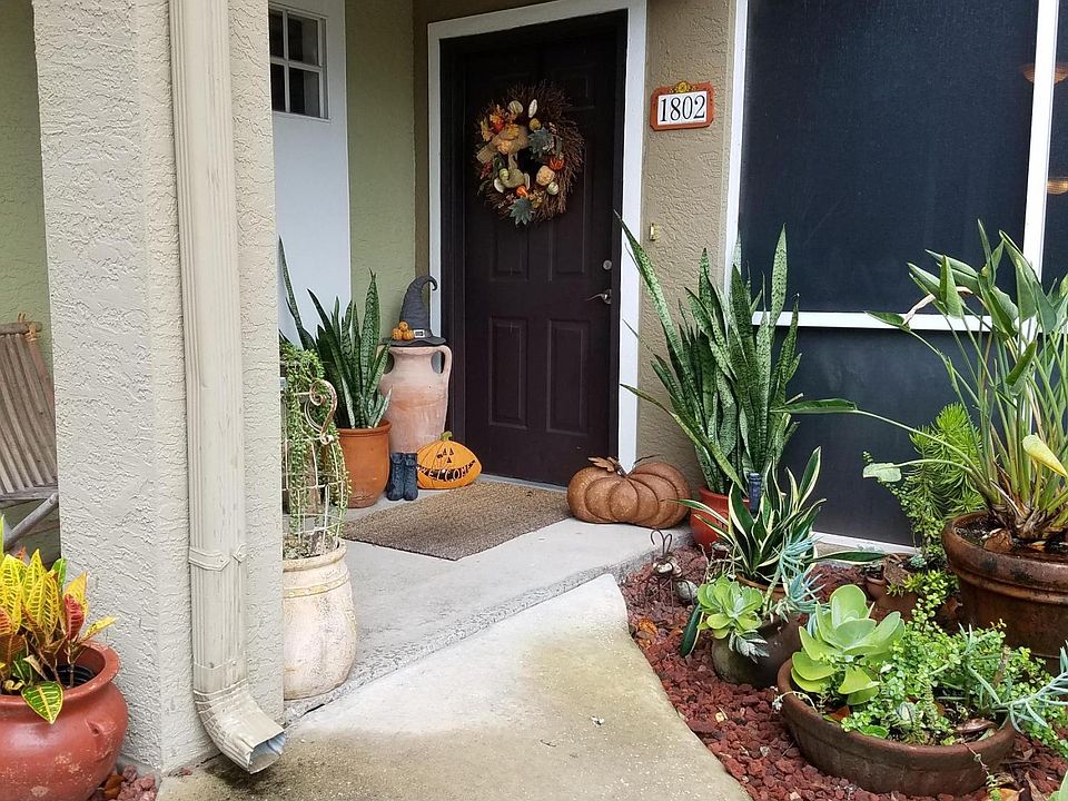 1st image of 10075 N Gate Pkwy #1802
