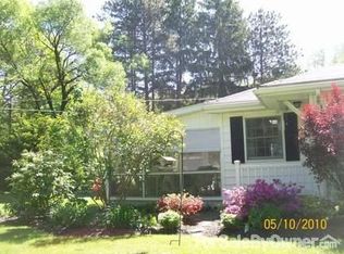 2356 Valley View Rd, Hermitage, PA 16148