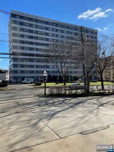 280 Prospect Ave APT 2F, Hackensack, NJ, 07601