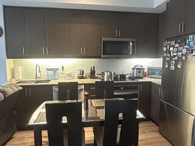 9618 Yonge St #1207 — Photo 8