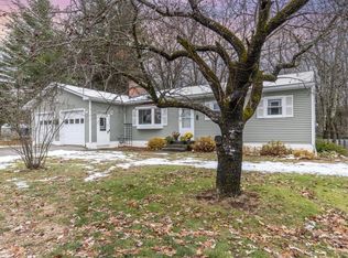 55 Foster Rd, Essex Jct, VT 05452
