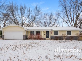 8460 Westbend Rd, Golden Valley, MN 55427