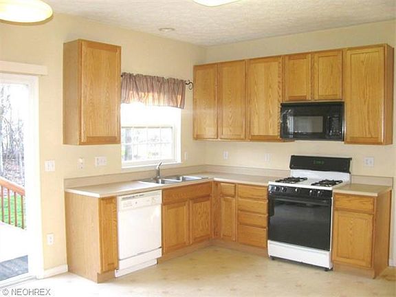 5th image of 7590 Brookfield Ln