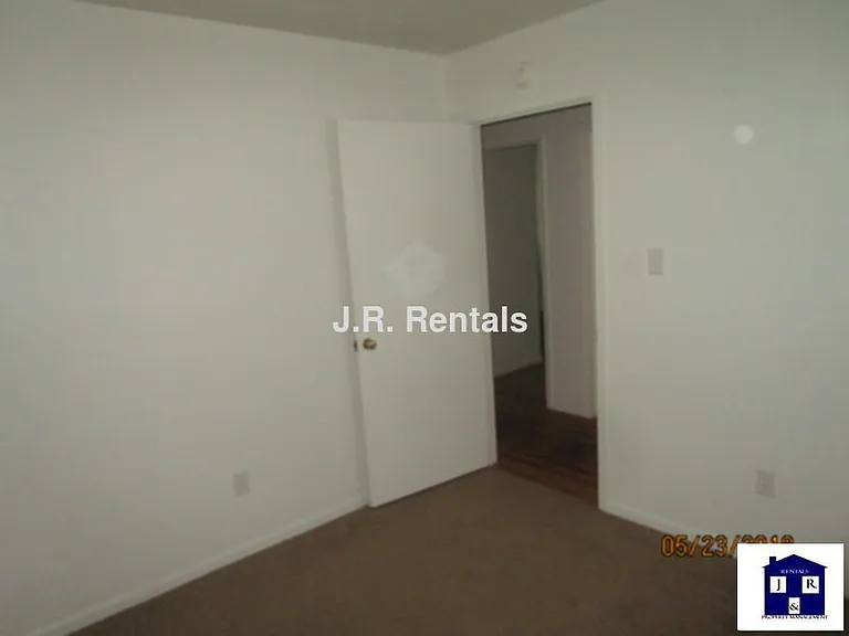 304 Ridge St — Photo 16