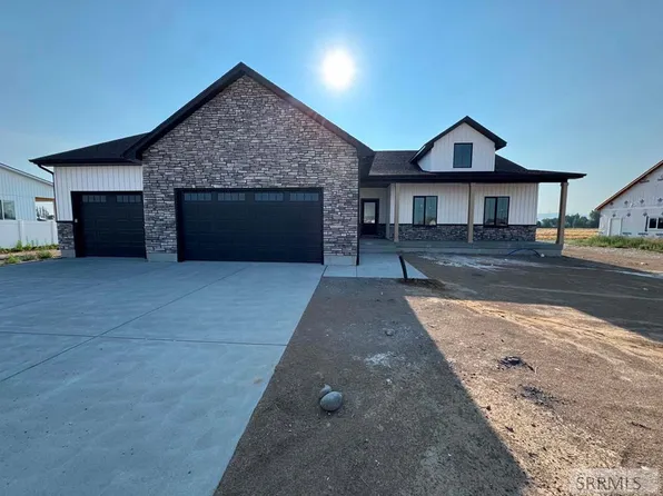661 Glacier Ave, Shelley, ID 83274