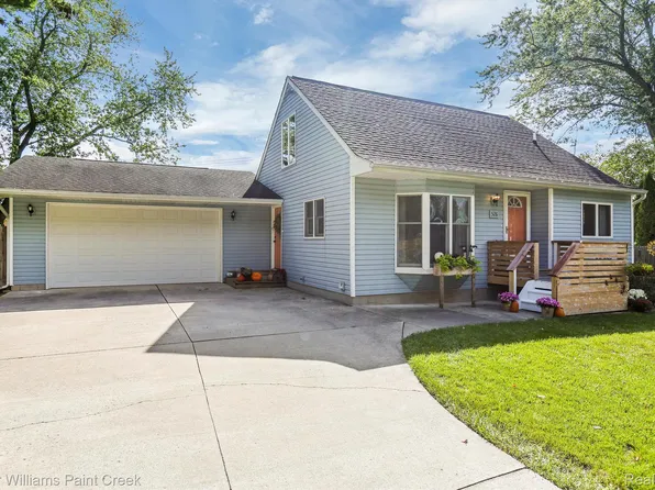 526 Roselane Ct, Howell, MI 48843
