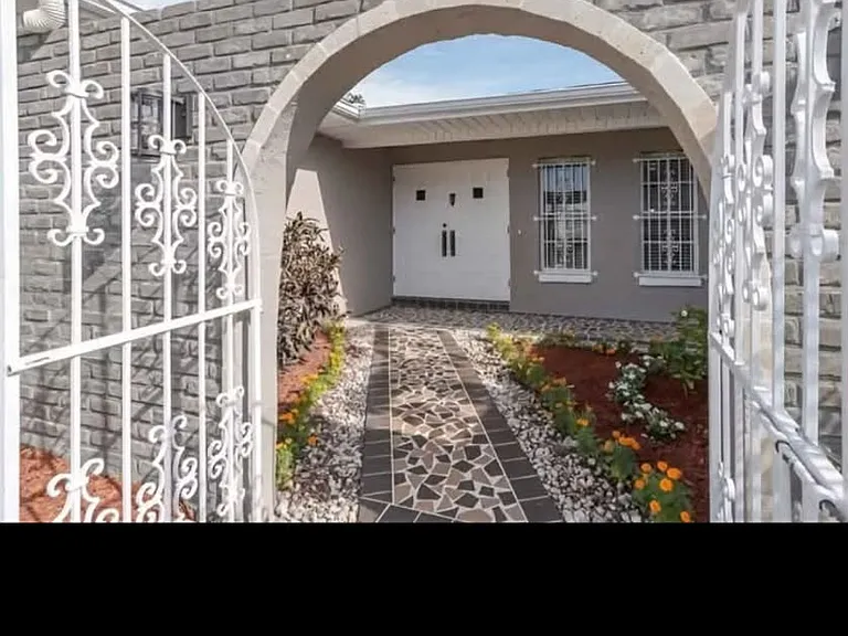4703 Kelly Rd — Photo 6