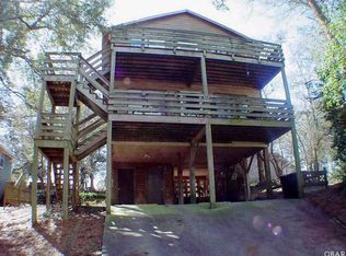 108 Harbour Rd, Kitty Hawk, NC 27948