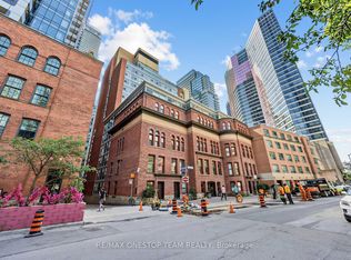 11 Saint Joseph St #504, Toronto, ON M4Y 3G4