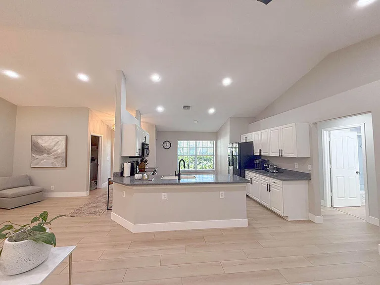 14010 Aster Ave — Photo 14