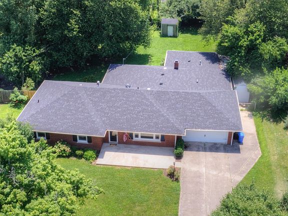 2nd image of 234 Idle Hour Dr