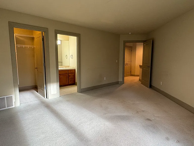536 99th Ave NE #536 — Photo 22