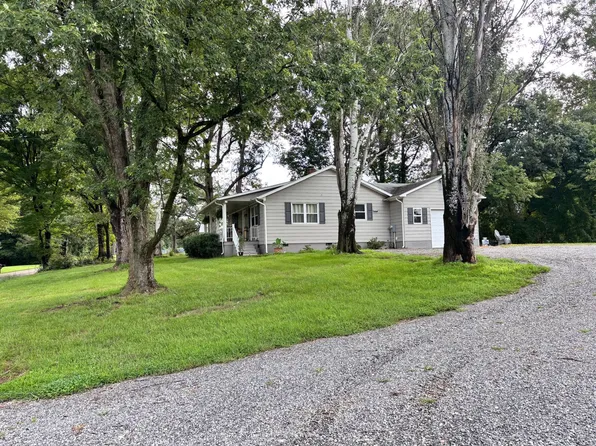 18201 Genito Rd, Amelia Court House, VA 23002
