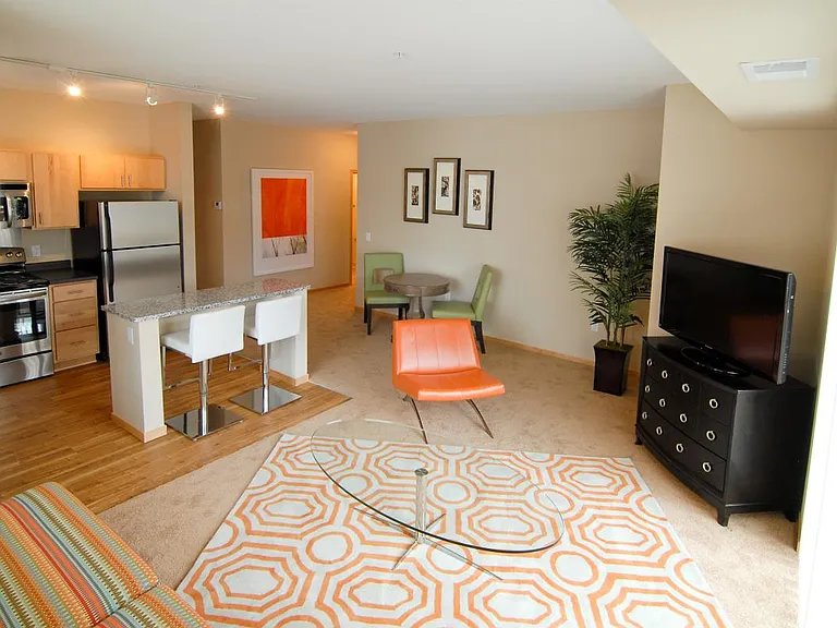 5655 W 35th St — Photo 28