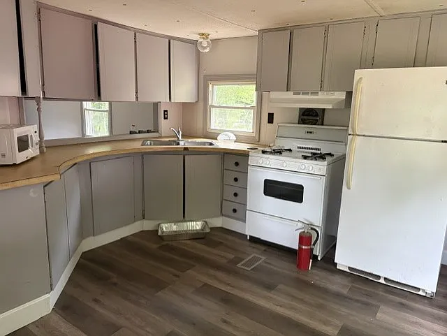 2 bed, 800 sqft, $800 — Photo 2