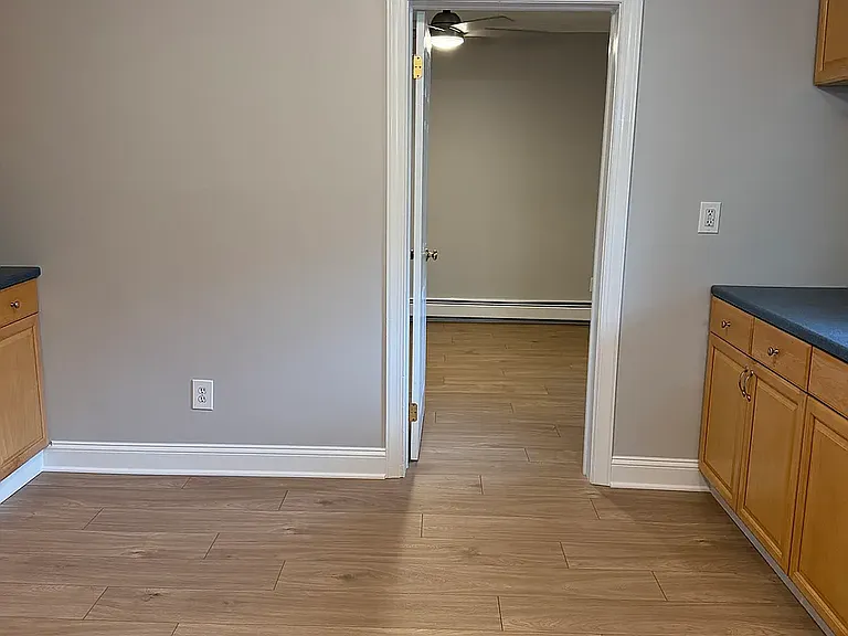 32 North St — Photo 19