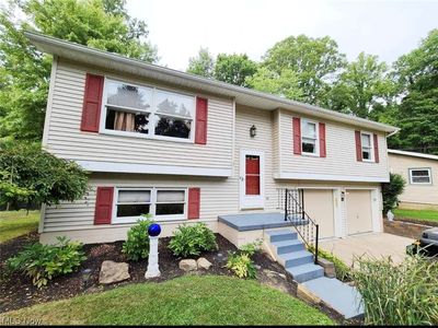 9 Ute Trl, Malvern, OH, 44644