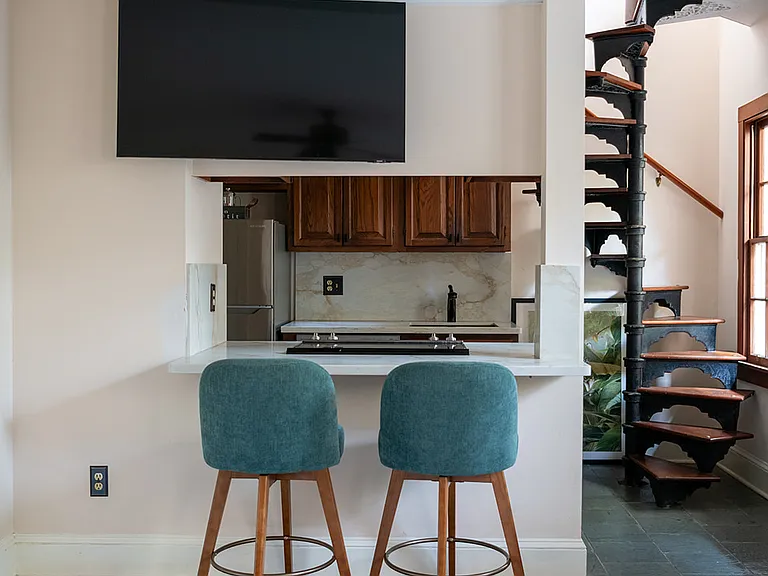 1018 Bienville St — Photo 12