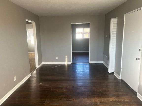 2nd image of 1020 Forest Ct APT 13