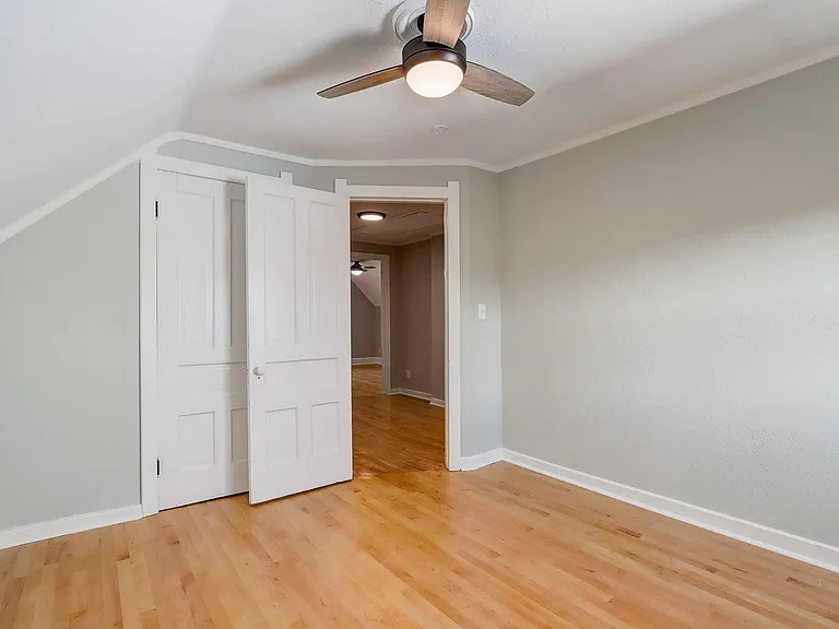 3330 N Fratney St — Photo 15