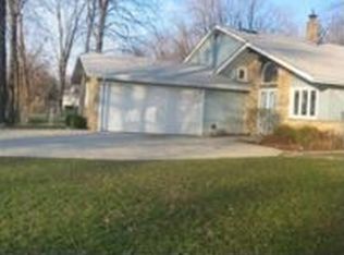 8067 Munson Rd, Mentor, OH 44060