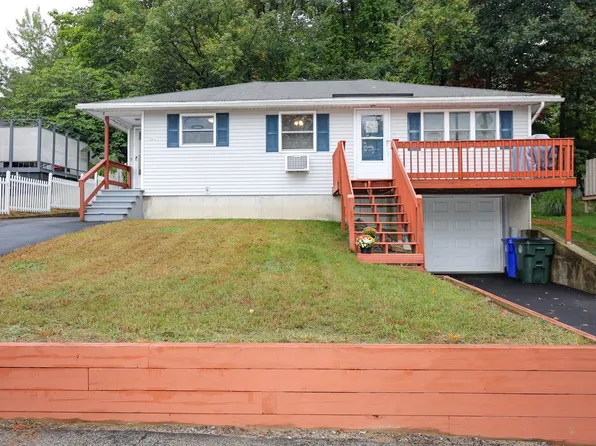 125 Wolcott Street, Manchester, NH 03103