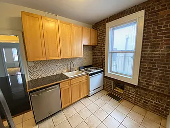 Rented by RealTegrity NY LLC