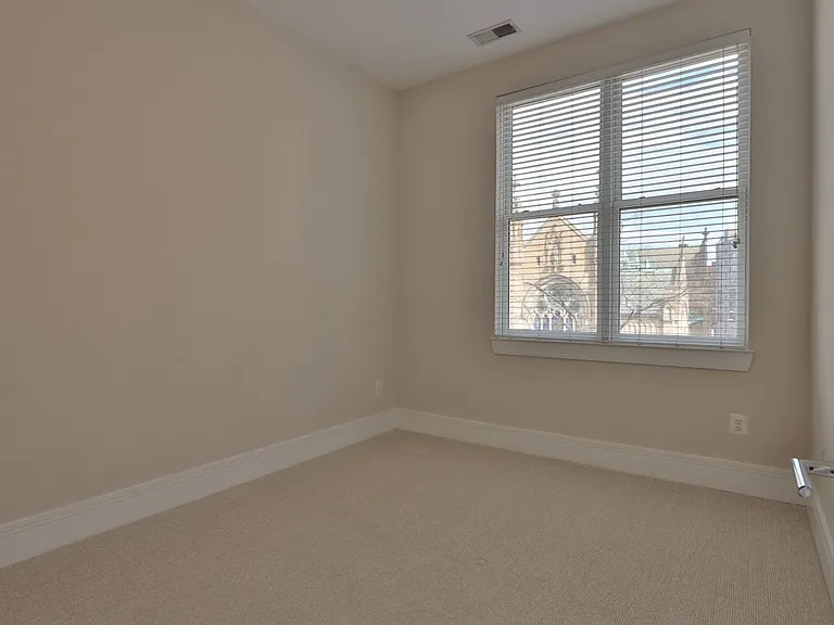 1515 O St NW — Photo 72