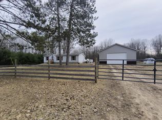 9433-8 Mile Rd, Mecosta, MI 49332