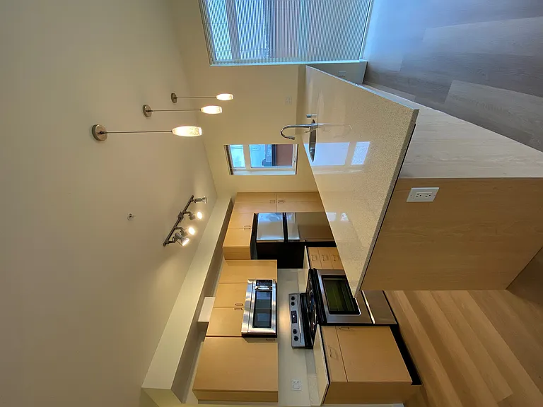 Library Place — Photo 13