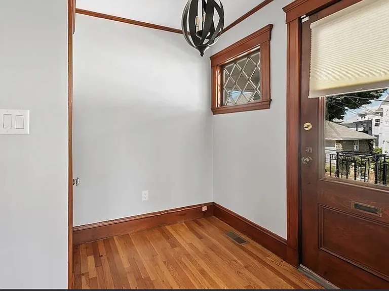 8 Putnam Rd #6 — Photo 11