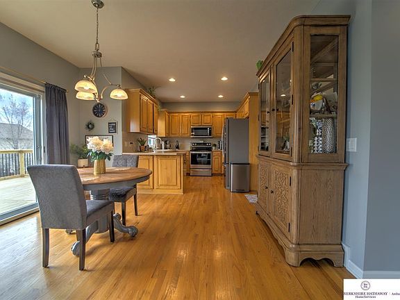 5th image of 2521 N 167th Ave NW