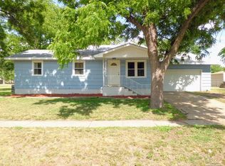 209 Maple St, Gypsum, KS 67448