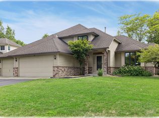 8641 Terraceview Ln N, Maple Grove, MN 55311