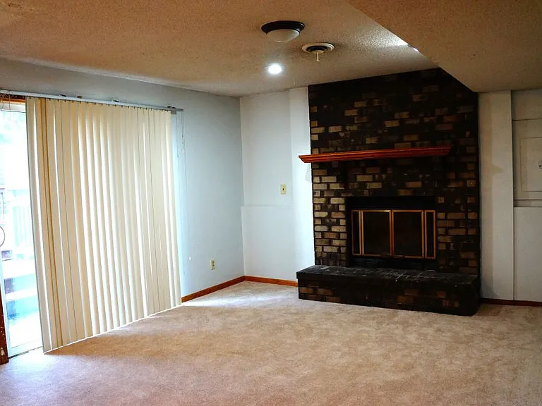 1471 Richards Ct — Photo 7
