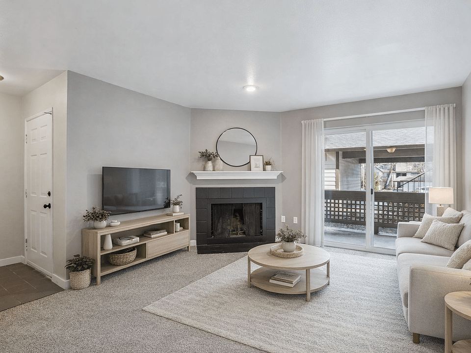 1st image of 13925 SW Allen Blvd #59