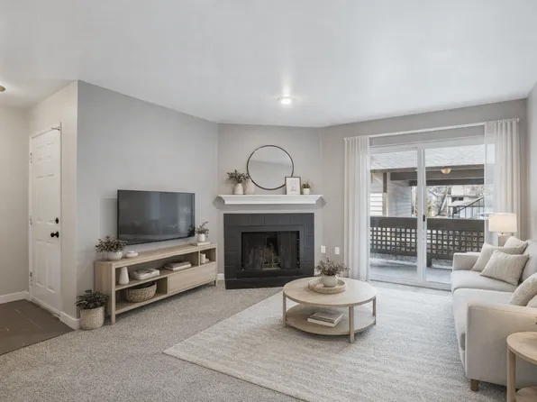 Stratford Apartments