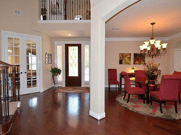 3rd image of 10506 Winding Green Dr