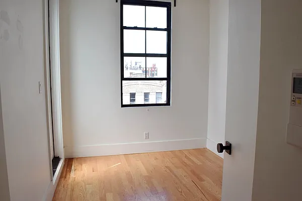 Rented by MySpaceNYC | media 12