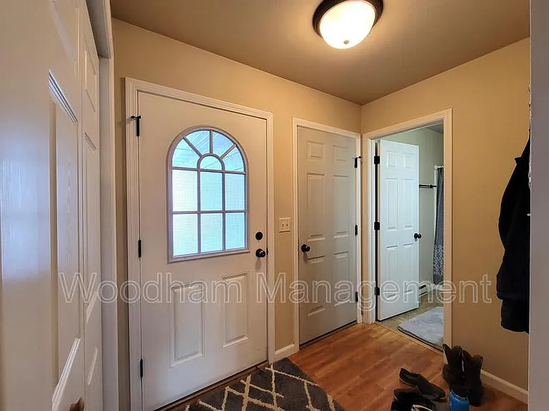 1112 Biehl Dr #B — Photo 14