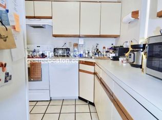 1411 Commonwealth Ave APT 102, Brighton, MA 02135