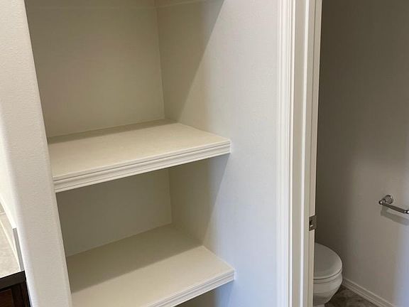 5th image of 221 S Lawson St
