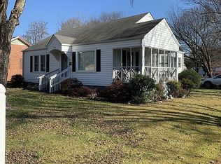 615 Wall St, Lexington, NC 27292