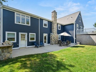 886 Methuen St, Dracut, MA, 01826